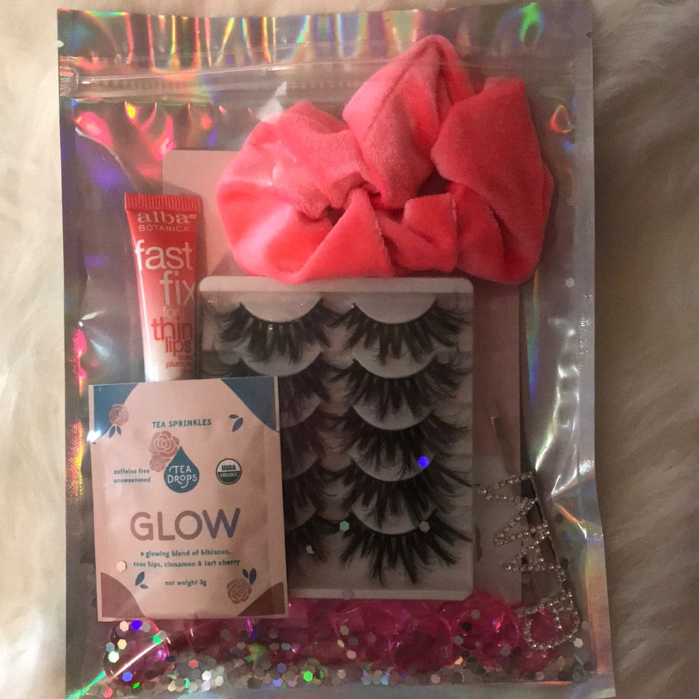 Power Glam Pack - Picture 6 of 6
